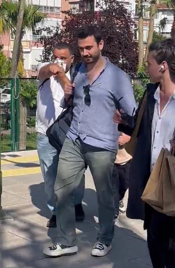 Maltepe'de 18 Yaşında Çocuk Marmaray'da Silahlı Saldırı Gerçekleştirdi