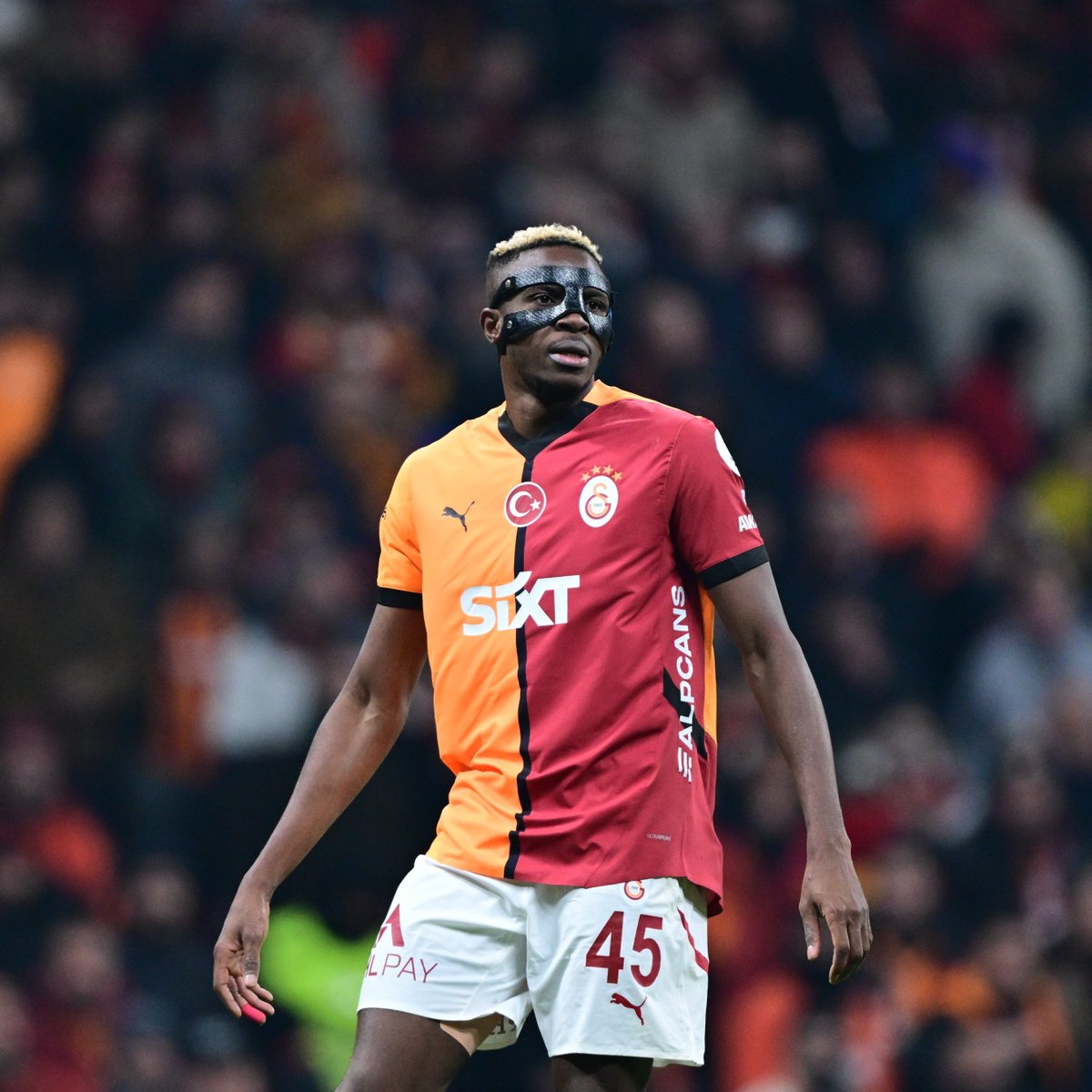 Osimhen Süre Talebi Gündemde, Başkan Açıklama Yaptı