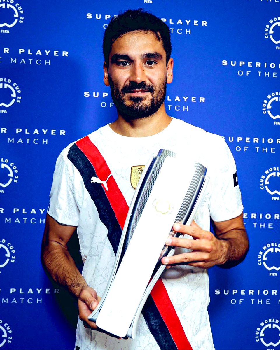 İlkay Gündoğan: Manchester City'de Bir Yıl Daha Devam Ediyor