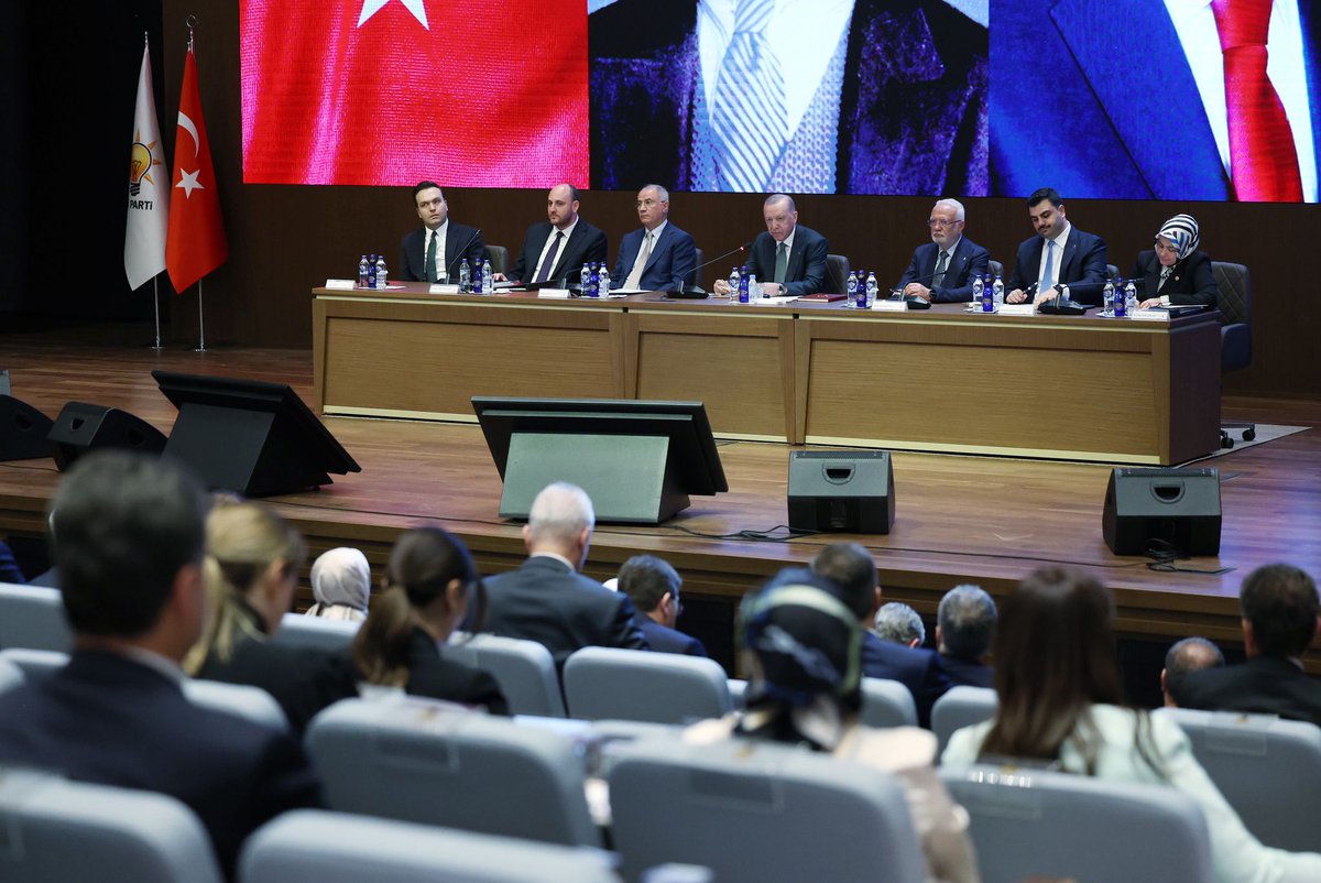 AK Parti MKYK Toplantısı Cumhurbaşkanı Erdoğan Başkanlığında Düzenlendi