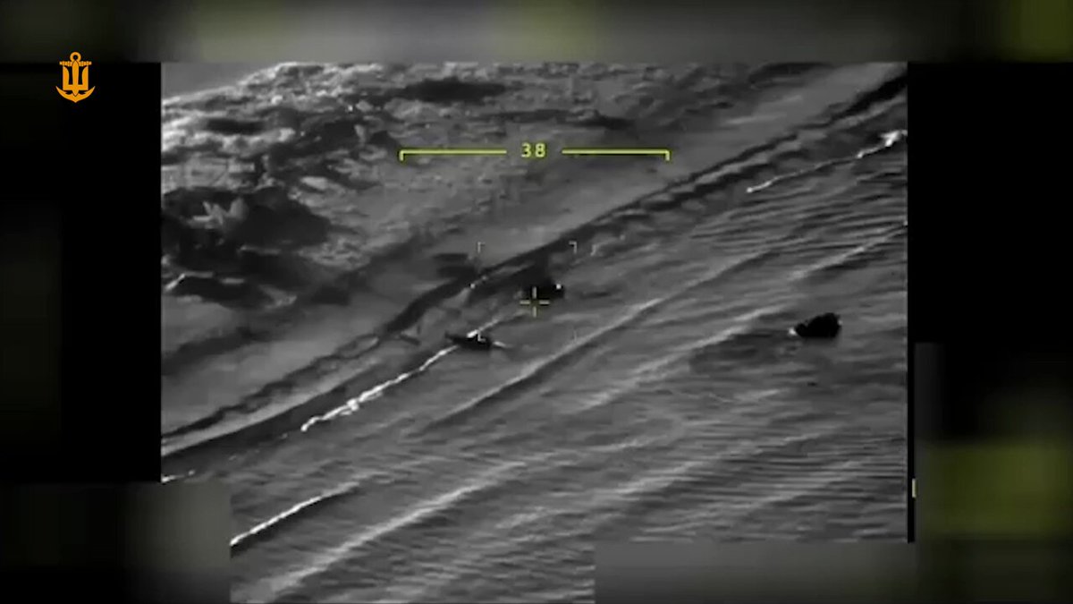 Ukrayna Donanması, Rus Çıkarma Gemisini Bayraktar TB2 ile İmha Etti