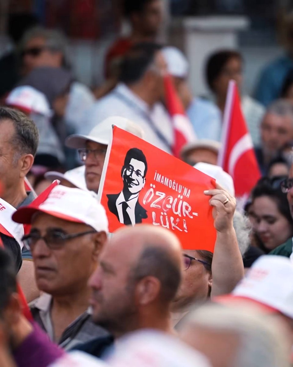 CHP'den Ekrem İmamoğlu Çağrısı: Özgürlük Talepleriyle Meydanlarda