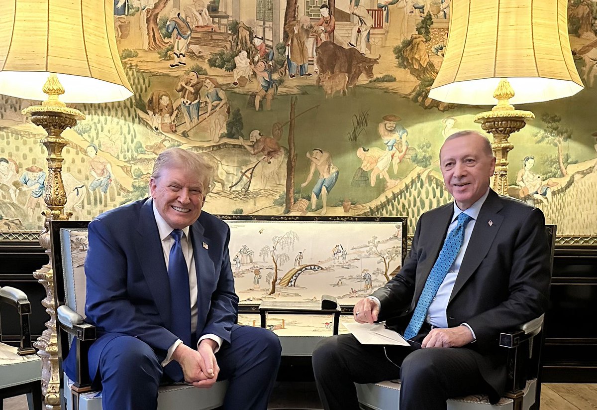 Erdoğan ve Trump Lahey'de Görüştü