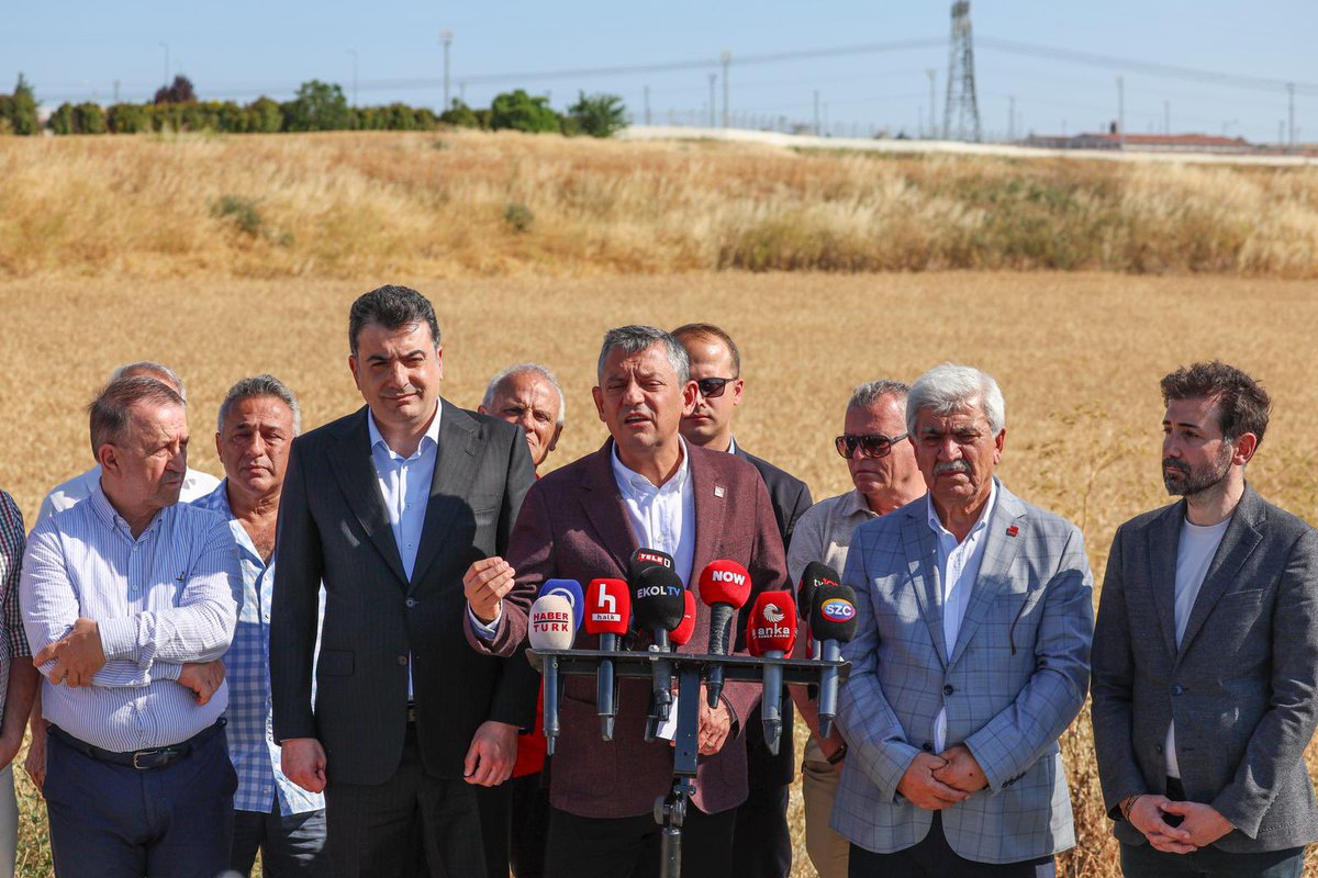 CHP Genel Başkanı Özgür Özel, Ekrem İmamoğlu ile Silivri Cezaevi'nde Görüşüldü