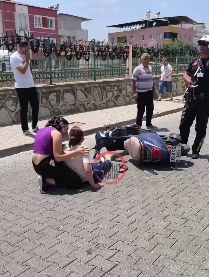 Aydın'da Zincirleme Kaza: Polis Müdahalesi Olmadan Hastaneye Giden Sürücü Tekrar Kaza Yaptı