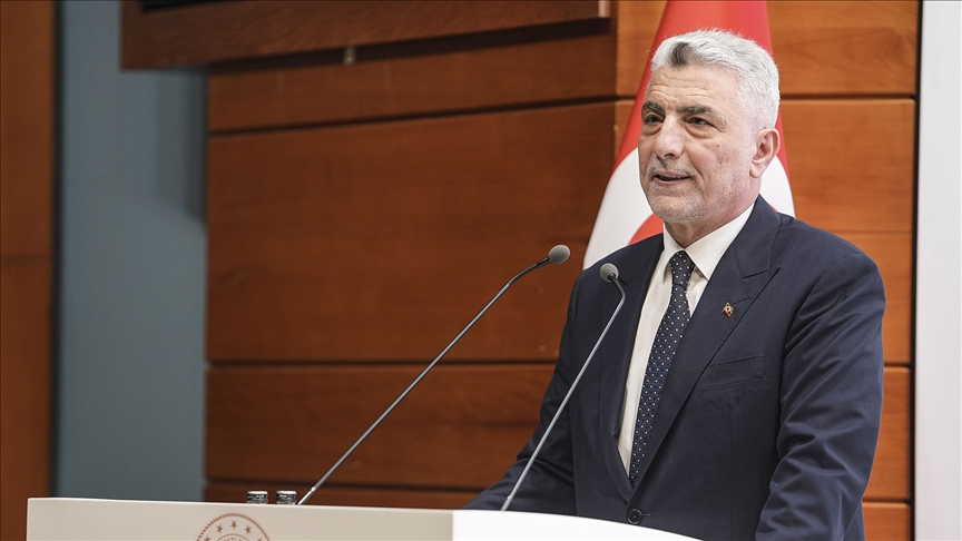 Bakan Bolat Rusya'da Ticaret ve Yatırım Görüşmelerine Katılıyor