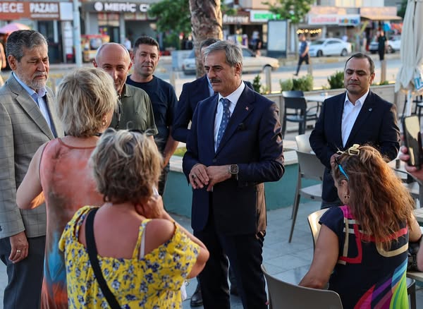 Karasu Sahil Düzenleme Projesi Sona Yaklaşıyor: Başkan Alemdar Vatandaşlarla Buluştu