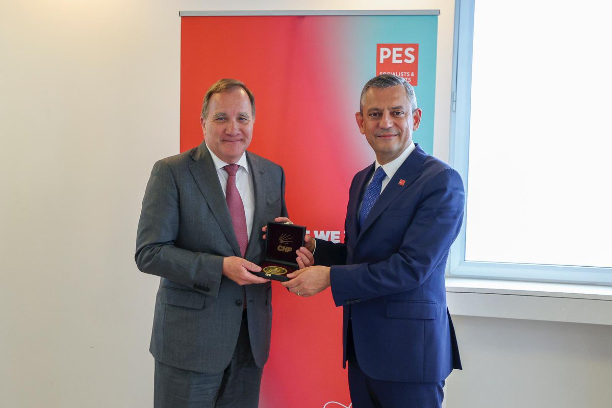 CHP Genel Başkanı Özgür Özel Brüksel'de Avrupa Sosyalist Partisi Yetkilileriyle Görüşüldü