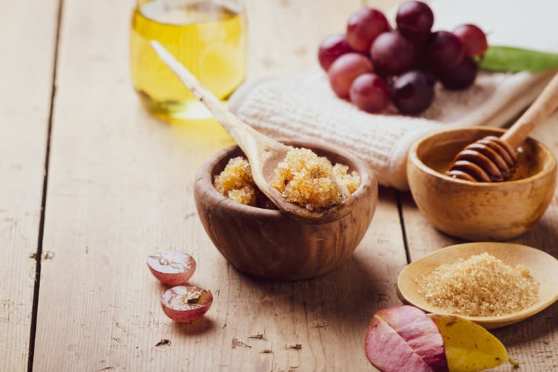 Vücut Peelingi Nasıl Yapılır? Pürüzsüz Bir Cilt İçin İpuçları