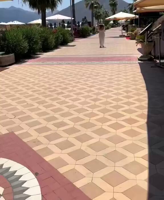 Marmaris'te Esnafın Endişesi: 2025'te Turizmde Elveda Yılı Beklentisi