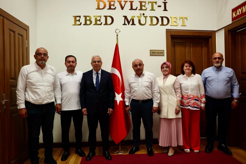 Darıca Kaymakamı Yaşar Dönmez Göreve Başladı: Belediye Heyeti Tebrik Ziyaretinde