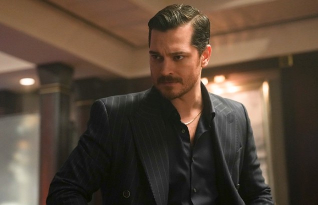 Çağatay Ulusoy Tatilde İmaj Değişikliğiyle Görüntülendi