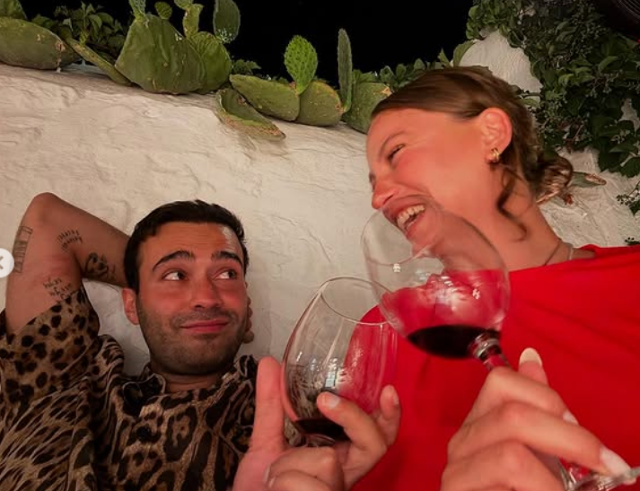 Mert Demir, Serenay Sarıkaya'nın Doğum Gününü Özel Karelerle Kutladı