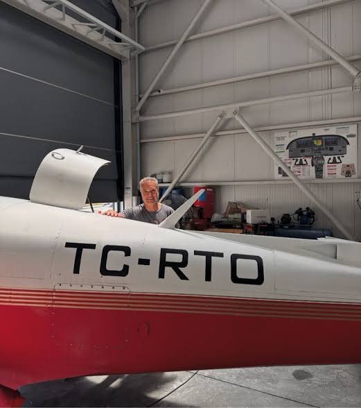 Bayburt'ta Dünya Turunda Olan Pilot Mehmet Demirci Dağa Çarparak Düştü