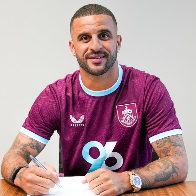 Burnley, Kyle Walker'ı Kadrosuna Kattı: İki Yıllık Sözleşme İmzaladı