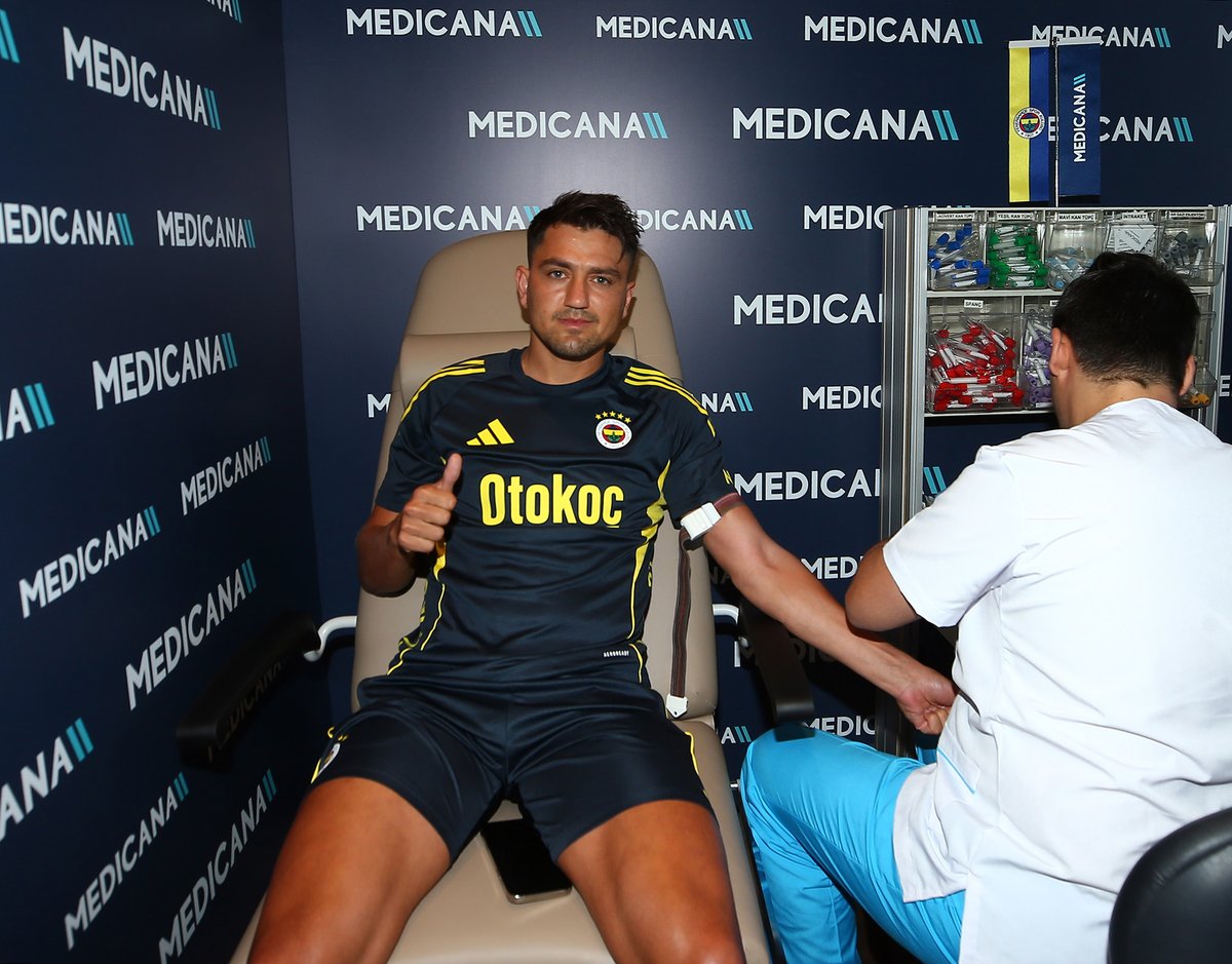 Cengiz Ünder Fenerbahçe'ye Dönüş Yaptı: Taraftarlar Coştu