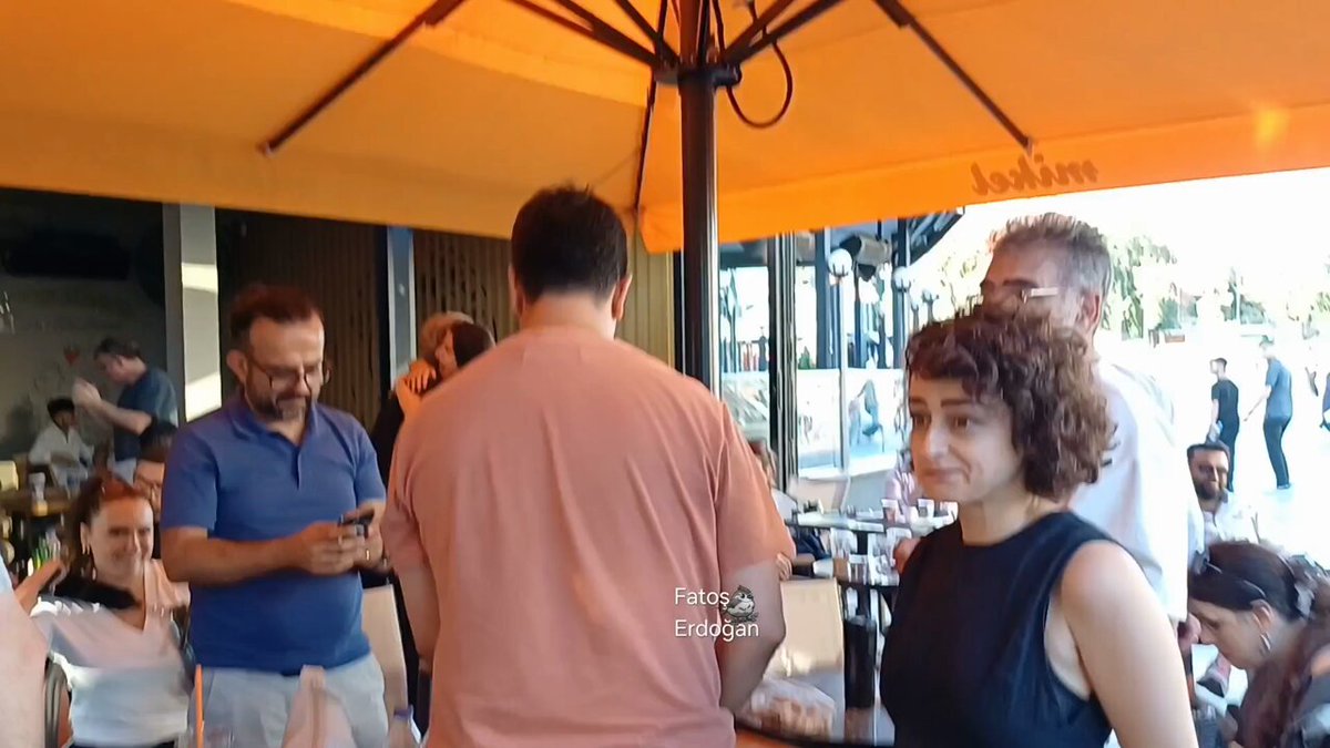 Timur Soykan Serbest Bırakıldı: Adliye Önünde Sevinç Gösterileri