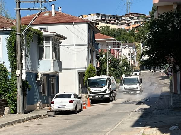 İzmit'te Alikahya Mahallesi'nde Temizlik Çalışmaları Yapıldı