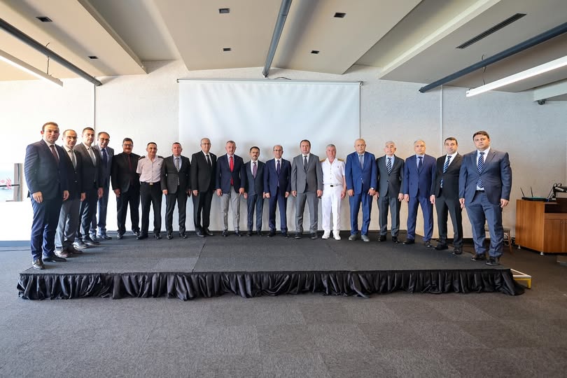 Kocaeli Büyükşehir Belediye Başkanı Büyükakın, Adalet Komisyonu Başkanı Paça'yı Veda Yemeğinde Ağırladı