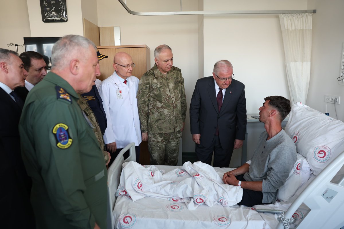 Pençe Kilit Harekâtı Bölgesinde Mehmetçik Ziyareti Gerçekleştirildi