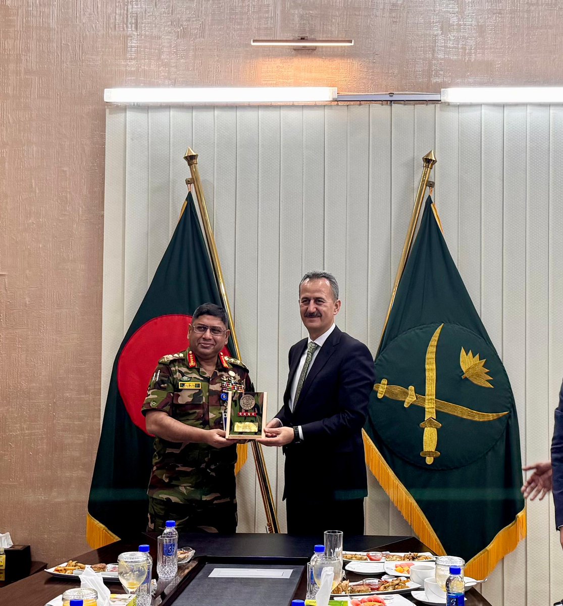 Savunma Sanayii Başkanı Görgün, Bangladeş Kara Kuvvetleri Komutanı ile Görüşüldü