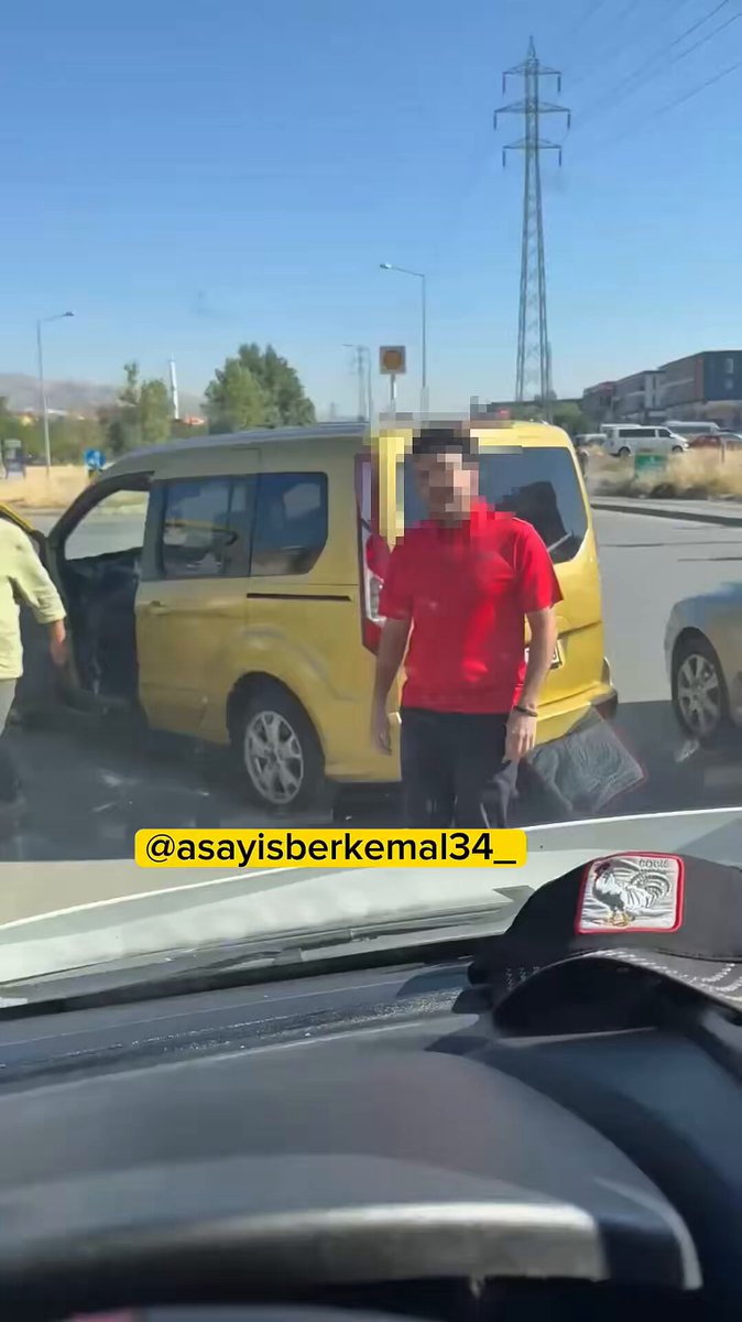 Ankara'da Trafikteki Tartışma Sözlü Kavgaya Dönüştü