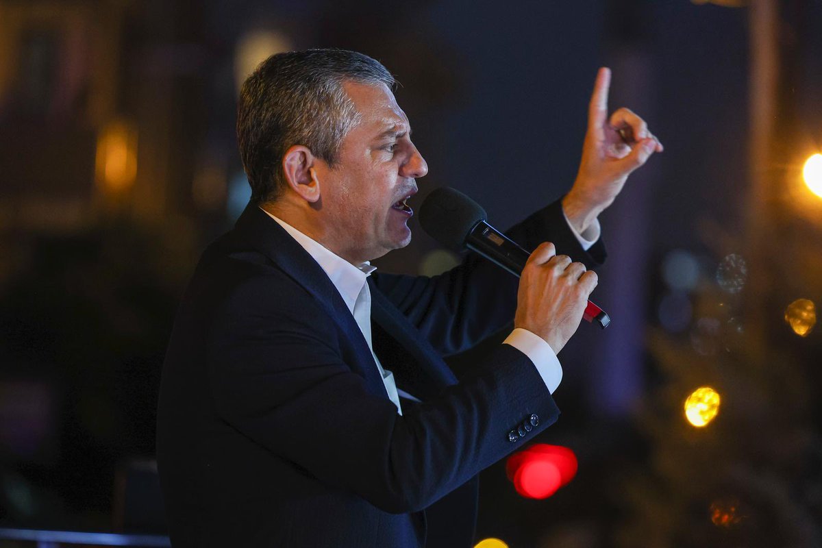 CHP Genel Başkanı Özgür Özel'den İstanbul Sancaktepe'de Millet İradesi Vurgusu