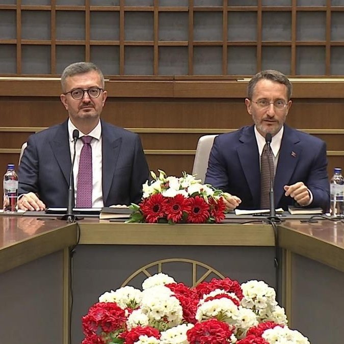 Fahrettin Altun Görevini Burhanettin Duran'a Devretti