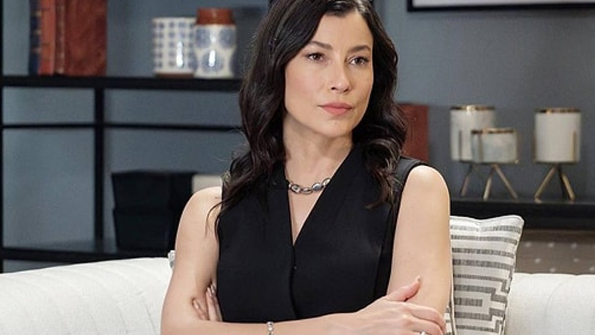 Kızılcık Şerbeti'nin Alev'i Müjde Uzman CİMER'e Şikayet Edildi!