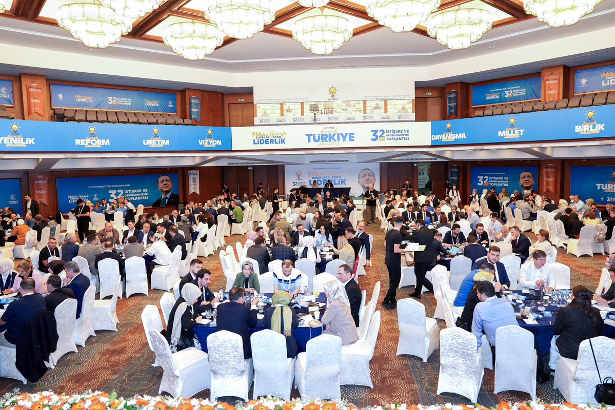 AK Parti Stratejik Plan Çalıştayı Kızılcahamam'da Başladı