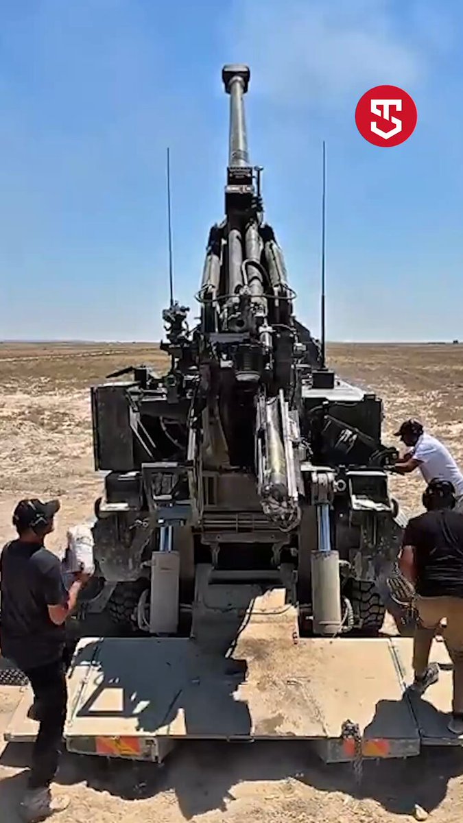 PANTER Obüsü Kamyona Monte Edilerek Hareket Kabiliyeti Artırılıyor