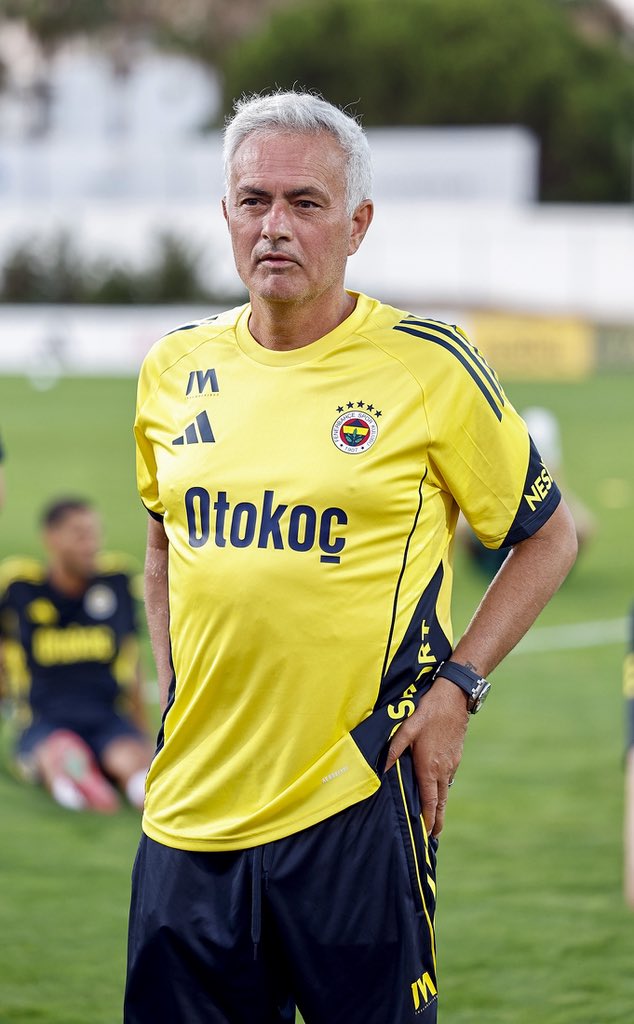 Fenerbahçe Portekiz Kampında İlk Antrenmanı Tamamladı