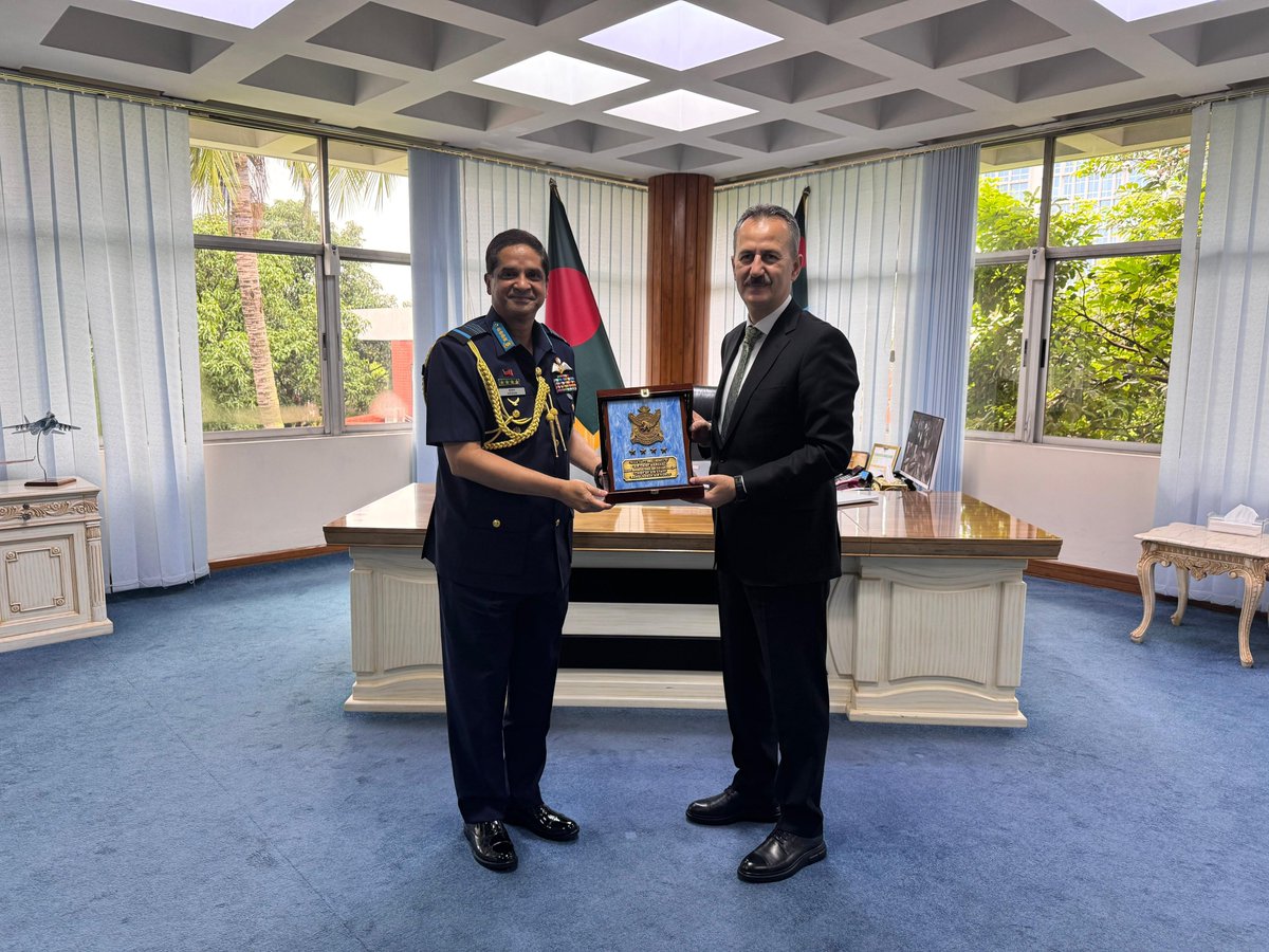 Savunma Sanayii Başkanı Görgün, Bangladeş Kara Kuvvetleri Komutanı ile Görüşüldü