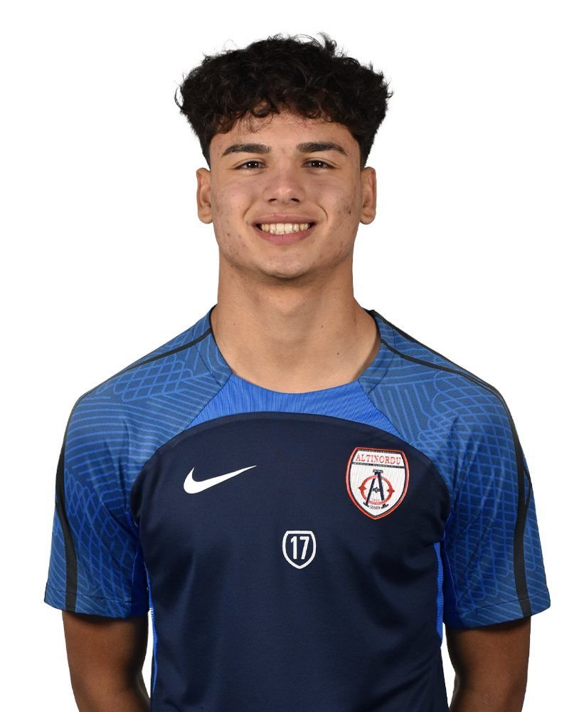 Trabzonspor, Genç Stoper Bilal Demirağ'ı Transfer Etti