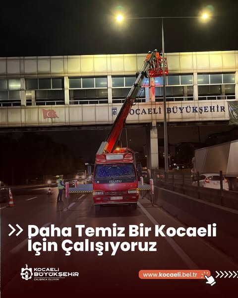 Kocaeli'de Gece Trafiği Etkilenmeden Temizlik ve Bakım Çalışmaları