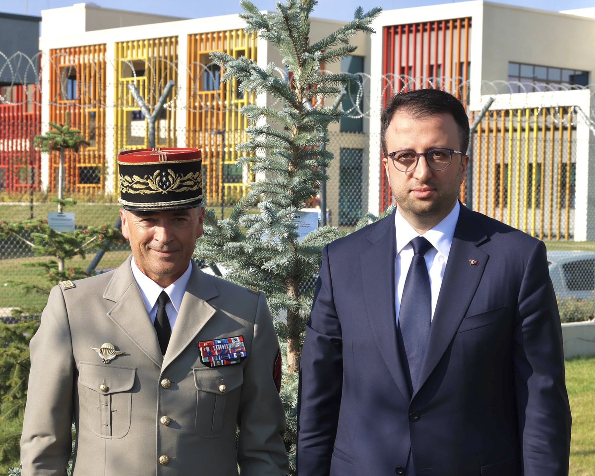 Fransa Genelkurmay Başkanı ASELSAN'ı Ziyaret Etti: Savunma Sanayisinde İş Birliği Dönemi