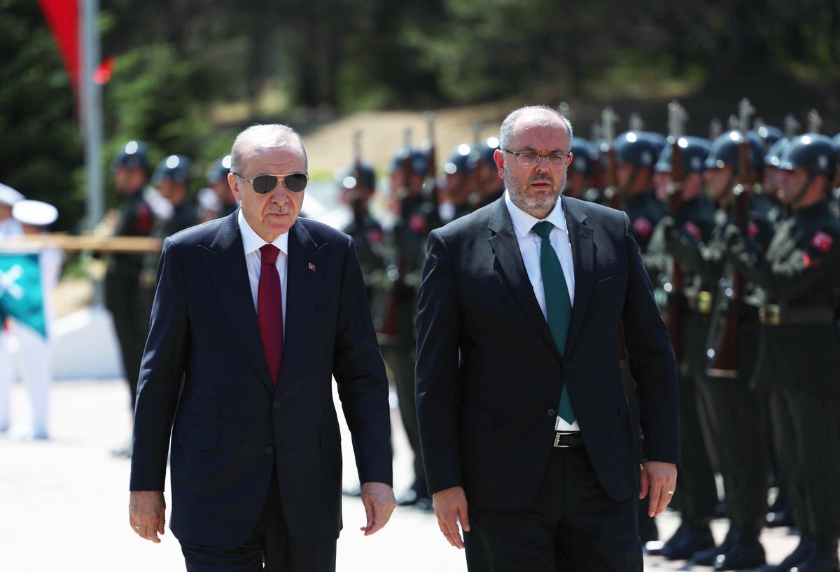 Cumhurbaşkanı Erdoğan, Milli Savunma Üniversitesi Mezuniyet Törenine Katıldı