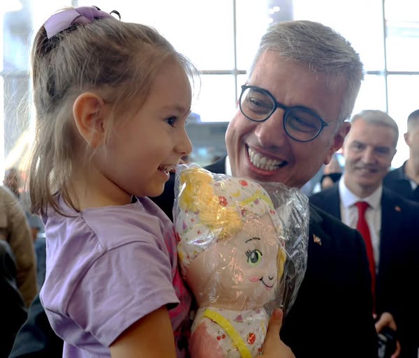 Darıca Farabi'den Umut Veren Tebessümler: İyilik ve Dayanışma Örnekleri