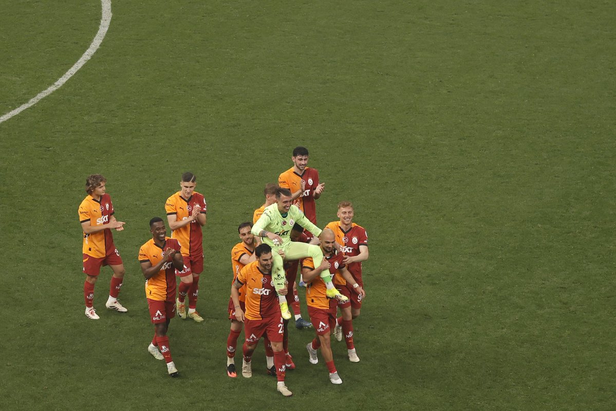 Galatasaray'dan Fernando Muslera Paylaşımı Yapıldı