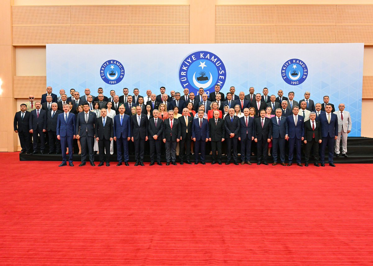 Bahçeli, Kamu Sen Heyetiyle ATO Congresium'da Görüştü