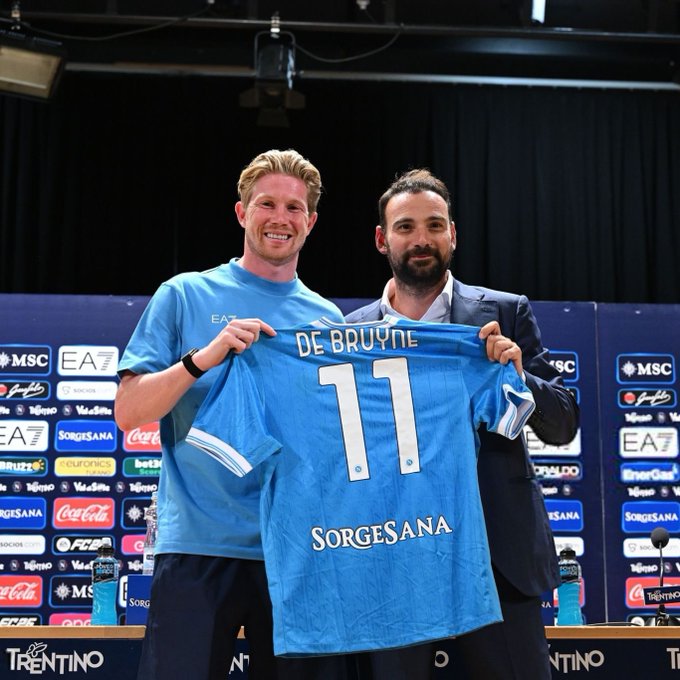Kevin De Bruyne Napoli'ye Transfer Oldu: 11 Numara Formayı Giyecek