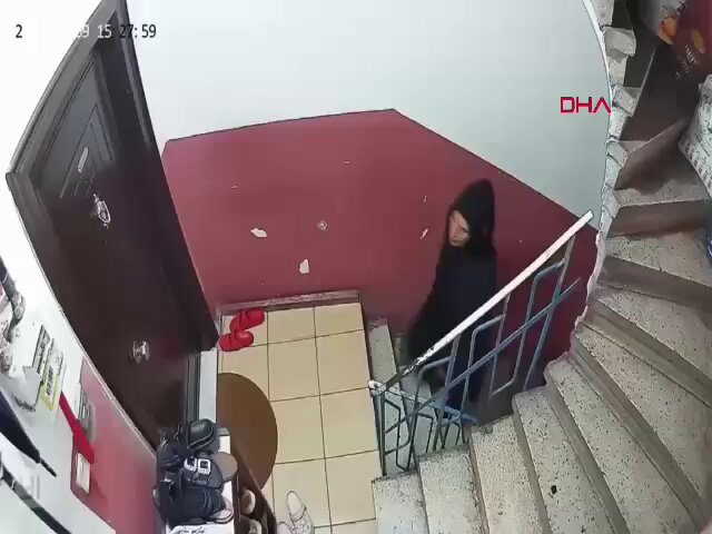 Kağıthane'de Kartla Kapı Açma Girişimi: Hırsız Son Anda Kaçtı