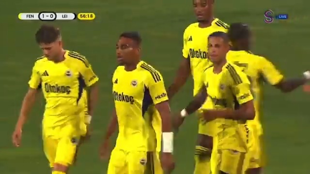 Fenerbahçe, Rakip Kendi Kalesine Gol Attı ve Öne Geçti