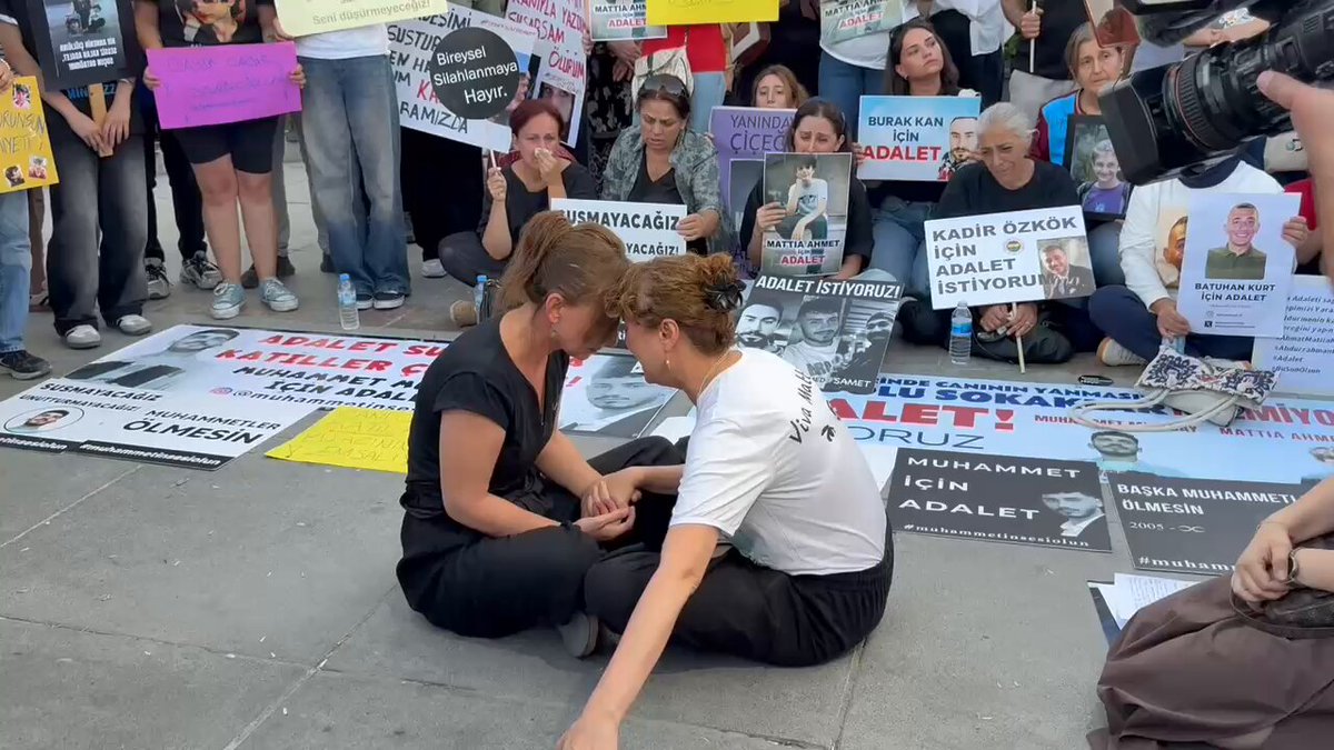 Büyükçekmece'de Sedef Güler'in Annesi Eyleme Katıldı