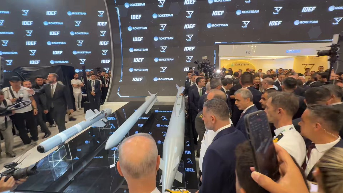 Savunma Sanayi'nde Yeni Ürünler Tanıtıldı: Gökbora, İHA 300 ve Eren