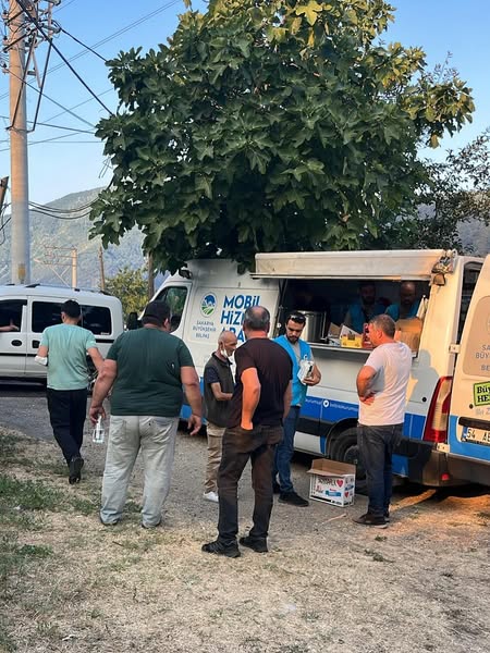 Sakarya Geyve'de Sosyal Hizmet Ekipleri Vatandaşlara Destek Veriyor