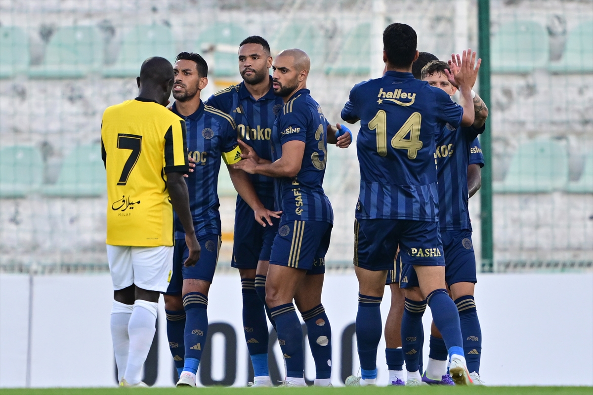 Fenerbahçe, Arabistan'da Al İttihad'ı 2-0 Mağlup Etti