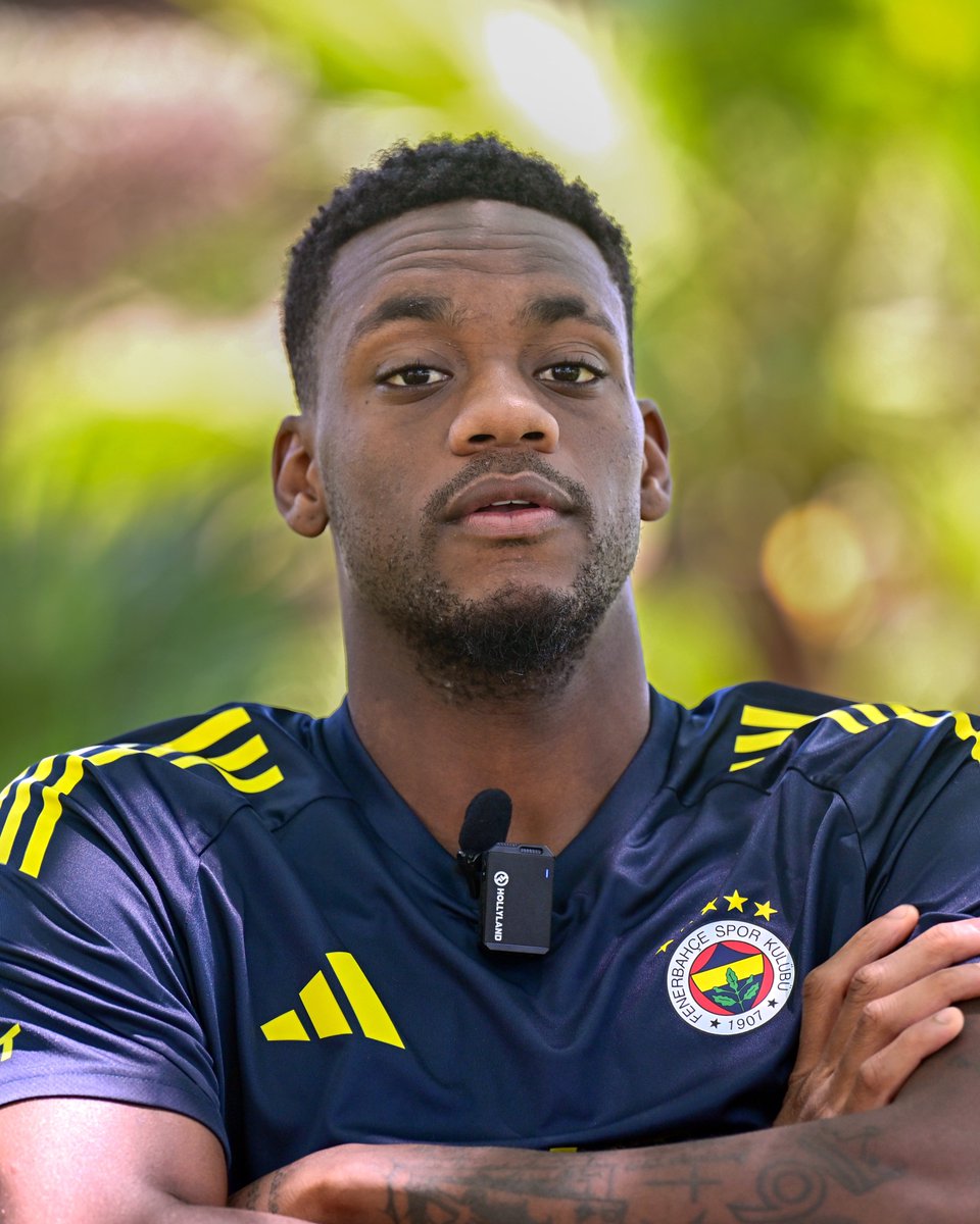 Şampiyonlar Ligi'nden Jhon Duran Paylaşımı