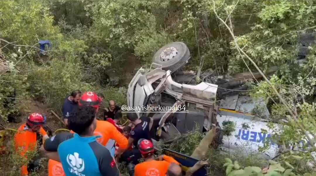 Bursa'da Orman Yangını Müdahalesi Sırasında Su Tankeri Uçuruma Yuvarlandı
