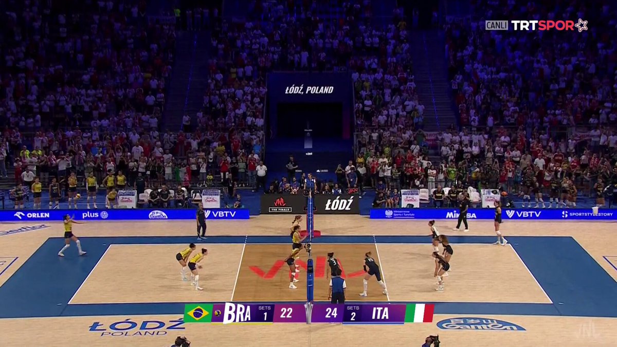 İtalya Milletler Ligi'nde Zirveye Çıktı: Brezilya'yı Mağlup Etti